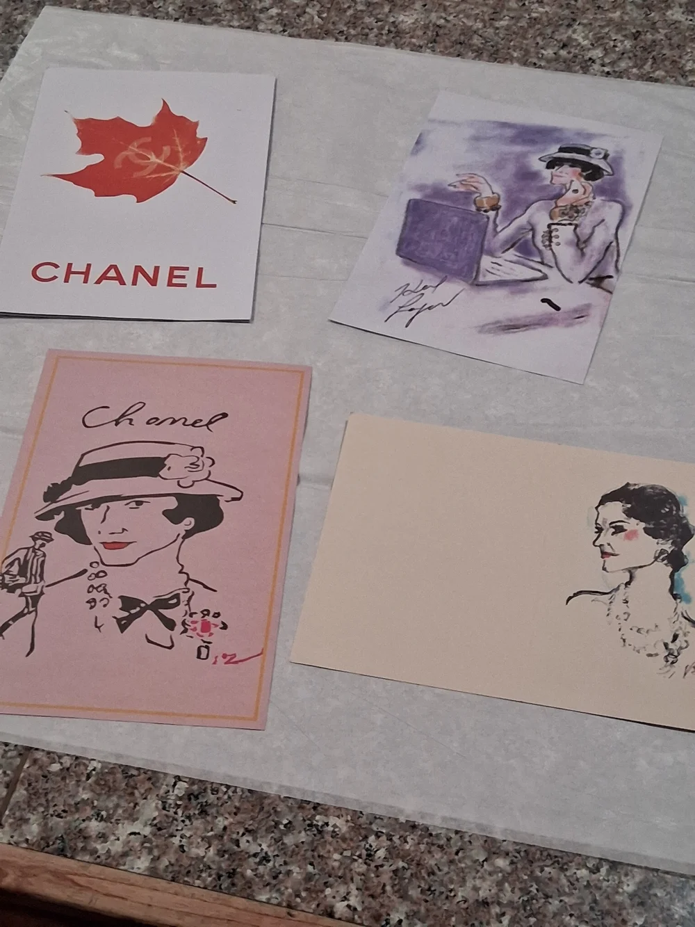 Chanel VIP/GWP Illustrated Note Cards - Pink, Cream, Purple, Red
